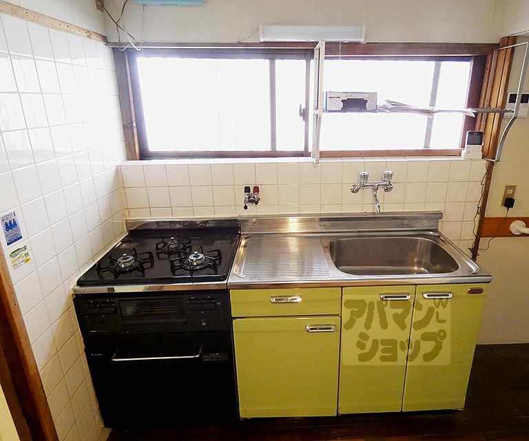 キッチン